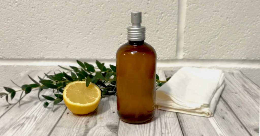 How to Make a Cleaning Spray With Natural Ingredients - Tender Essence